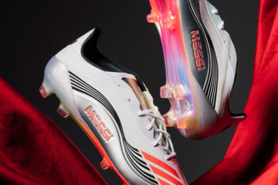 post card Nuevas botas para Leo Messi “Prestig10”