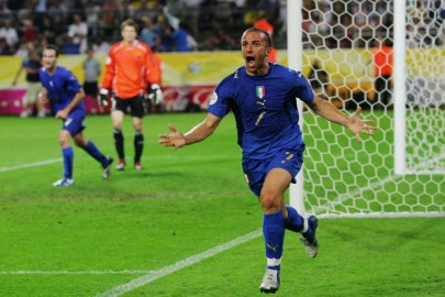 card Las camisetas de Italia en los mundiales