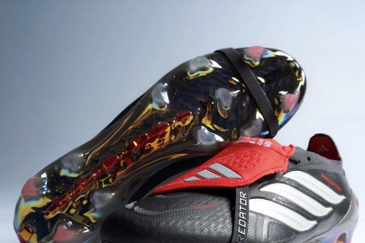 card Nuevas adidas Predator 2026