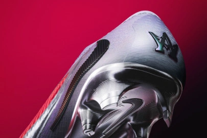 card Las Nuevas Nike Phantom 6 de Alexia Putellas!