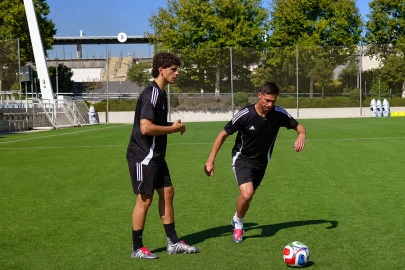 card Cómo entrenar los pases de fútbol como un profesional